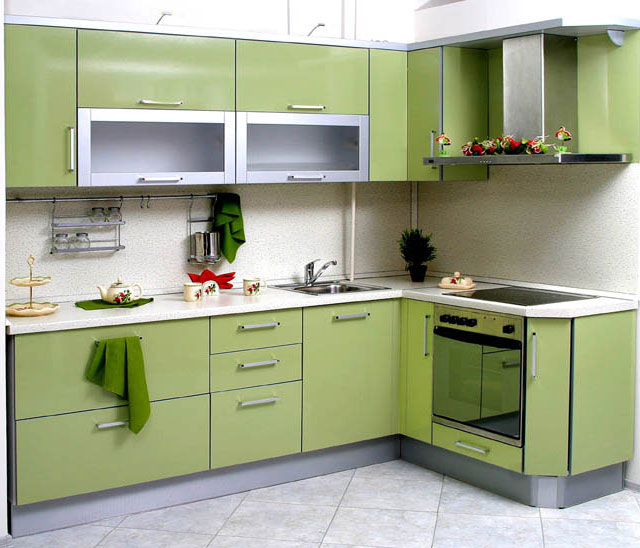 угловые кухонные гарнитуры для маленькой кухни