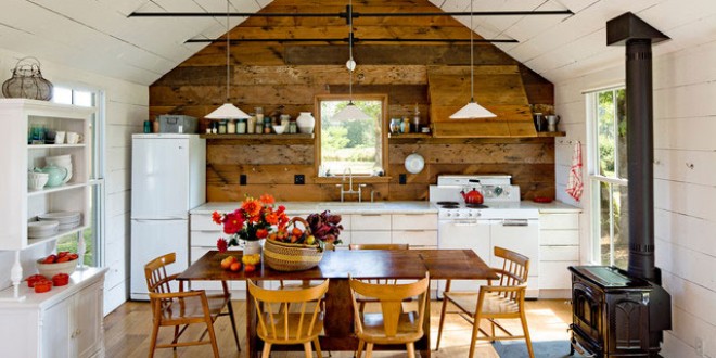 Кухня в деревенском стиле: на что обратить внимание, оформляем стены, пол и потолки